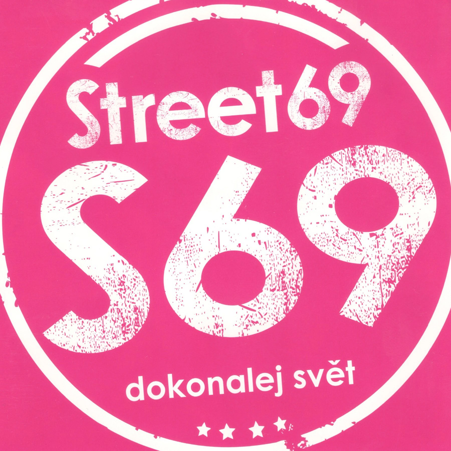 2015 Dokonalej svět